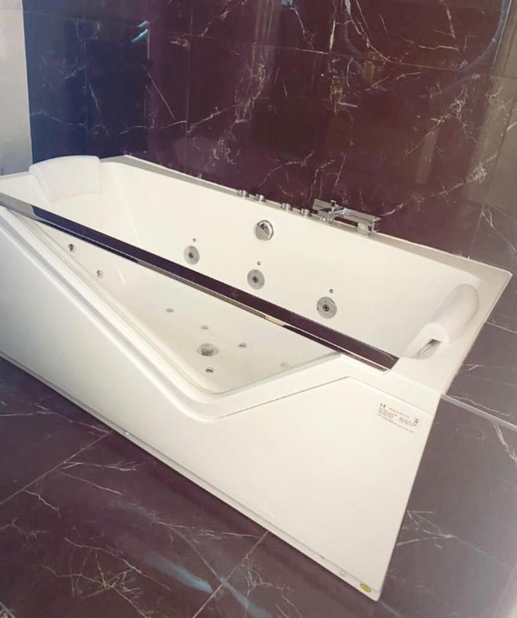 Le Foyer D'Or - Hypercentre & Confort أجان المظهر الخارجي الصورة